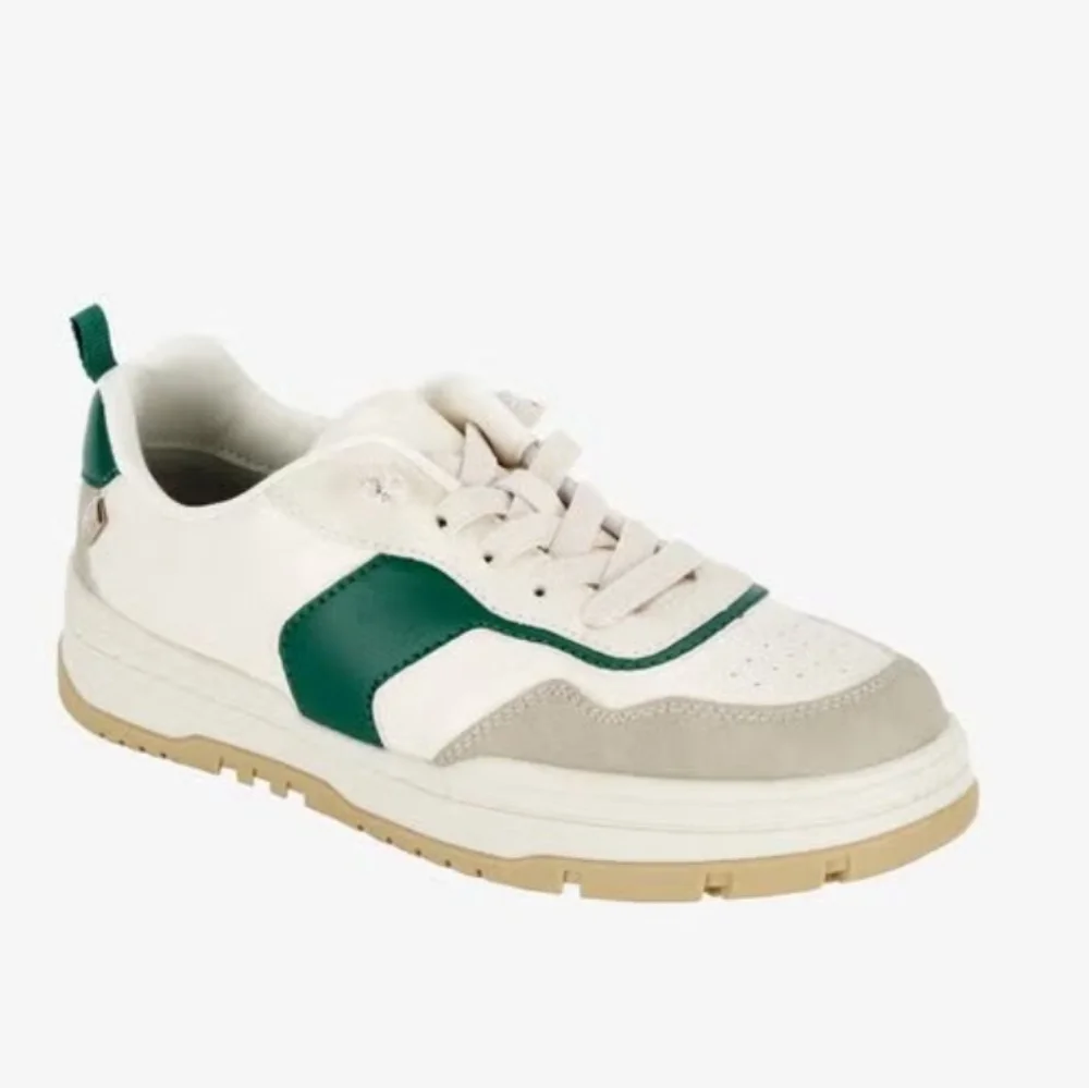 OshKosh B'gosh Easy-On Casual White and Green Sneakers